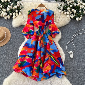 Robe plissée chic à manches bouffantes et imprimé vintage, cintrée à la taille, pour femme - Vente en gros fabricant - Product Image 5