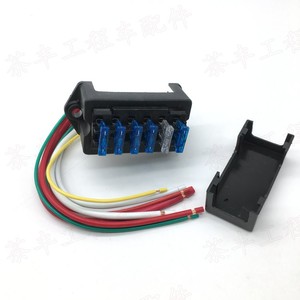 ที่ใส่ฟิวส์โคมัตสึสำหรับรถขุด PC60-7 พร้อมฟิวส์และสายไฟ - Product Image 1