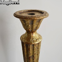 Support de bougie pilier vintage en résine dorée, fait main, durable, avec design couronne, pour la décoration de Noël à la maison