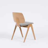 Chaise de salle à manger en bois massif courbé avec coussin en tissu, design simple pour restaurant et usage commercial