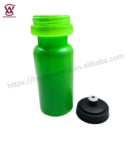 Logotipo personalizado de plástico de 600ml, botella de agua para deportes al aire libre, botella de agua para apretar sin comida para accesorios de bolsa - Product Image 5