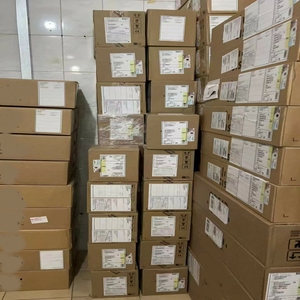 C9300L-24P-4X-E Brand new original stock <strong>switch</strong> - Product Image 2