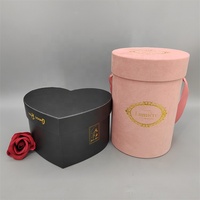 Boîtes à roses personnalisées en carton pour la Saint-Valentin, en papier velours, avec fleurs préservées, matériaux recyclés, pelliculage mat et gaufrage