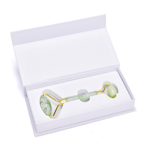 En stock! Cool visage moins cher <span class=keywords><strong>prix</strong></span> masseur outil réalisé par pierre <span class=keywords><strong>de</strong></span> <span class=keywords><strong>jade</strong></span> brut xiuyan <span class=keywords><strong>jade</strong></span> vert visage <span class=keywords><strong>rouleau</strong></span> - Product Image 6
