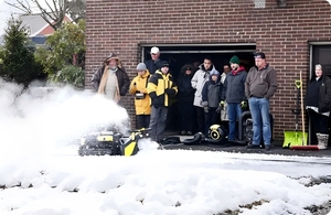 Modèle de robot déneigeur, conception modulaire, recharge automatique, cartographie multi-zones IA, navigation GPS RTK, version américaine - Product Image 5