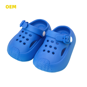 Zapatillas personalizadas para niños y niñas, último modelo de escándalo plano con agujero grande, plantilla EVA de diseño antideslizante suave para jardines y niños - Product Image 6