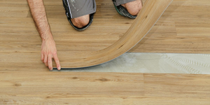 <span class=keywords><strong>Adhésif</strong></span> universel SBS de qualité extérieure pour l'installation de panneaux de décoration, de plinthes murales et de fixations imperméables et résistantes aux intempéries - Product Image 2