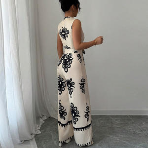 Combinaison d'été une pièce pour femmes Sexy col en V <span class=keywords><strong>Beige</strong></span> White Party Jumpsuit Elegant High Waist Trousers Sleeveless Top Playsuits - Product Image 3