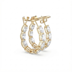 Boucles d'oreilles créoles ovales en diamant Inside Out - Or 9k, 14k, 18k - Product Image 3