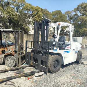 Chariot élévateur d'occasion 6 tonnes TCM FD60 TCM d'occasion avec moteur d'origine en vente en stock - Product Image 3