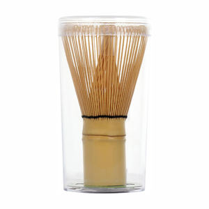 Fouet à matcha artisanal en bambou doré foncé naturel, avec logo personnalisé, pour la vente en gros - Product Image 1