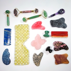 Diy <span class=keywords><strong>Gua</strong></span> <span class=keywords><strong>Sha</strong></span> Meilleurs avantages <span class=keywords><strong>de</strong></span> l'utilisation du rouleau <span class=keywords><strong>de</strong></span> jade pour la beauté - Product Image 4
