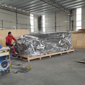 Sac de protection sous vide industriel grand format, antistatique et résistant à l'humidité, pour le transport longue distance d'équipements lourds - Product Image 2