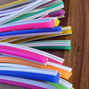 Personalizzabili tubi flessibili al <span class=keywords><strong>Neon</strong></span> in Silicone 4mm/6mm/8mm/12mm luci al <span class=keywords><strong>Neon</strong></span> per il paesaggio rendono la tua insegna al <span class=keywords><strong>Neon</strong></span> - Product Image 1