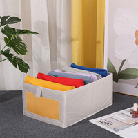 Organisateur de vêtements pliable rectangulaire en tissu non tissé avec fenêtre de visualisation, capacité de 18 L pour vêtements et sous-vêtements, design moderne et minimaliste