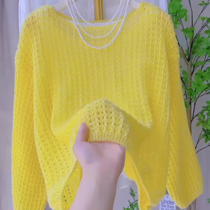 Pull fin à manches longues et épaule dénudée pour femme, motif ajouré doux et élégant, collection Printemps-Automne 2026 - Product Image 3