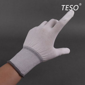Guantes de trabajo de nailon antiestáticos TESO con dedos recubiertos de PU para fábricas y talleres de electrónica, blancos, 13 puntadas - Product Image 4