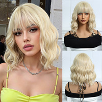 Perruque Courte Bouclée Bob Doré Effet Mat en Fibre Haute Température, Faite à la Machine, Meilleure Vente des Influenceurs, En Stock, Entière, Qualité Usine