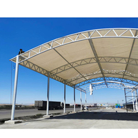Toiture sportive à structure tendue de haute qualité, imperméable, en membrane PVDF, pour terrains de padel et de football, destinée aux sites sportifs