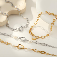 Ensemble collier et bracelet en perles d'eau douce et maillons irréguliers pour femmes, fabriqué en acier inoxydable plaqué or 18 carats