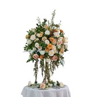 Boule de fleurs artificielles en soie très vendue, idéale pour les allées de mariage européennes, les hôtels, les salles de banquet, les scènes de table et les décorations d'accueil
