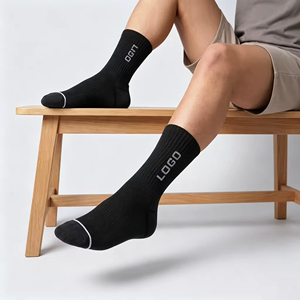 Chaussettes de compression personnalisées avec logo, coussinées, anti-ampoules, évacuant l'humidité, pour la randonnée sportive et les activités athlétiques - Product Image 4