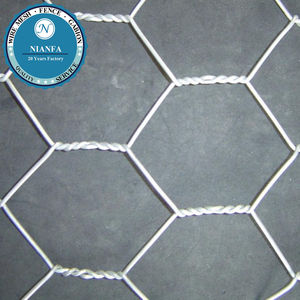 Proveedores de redes para aves de corral Material de alambre de acero bajo en carbono 1,5 cm * 1,2 pulgadas Malla hexagonal recubierta de PVC - Product Image 5