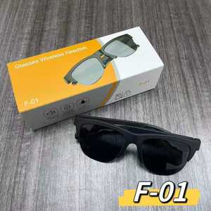 Lunettes intelligentes F02, étanches IPX-4, charge par type-C, possibilité de passer des appels, écouter de la musique, bloquer les rayons UV, lunettes de soleil de style nouveau, verres à changement de couleur - Product Image 6