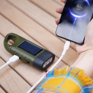 多功能太阳能手摇充电 LED 手电筒野营移动电源应急户外手电筒 - Product Image 4