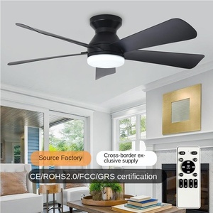 Lámpara de techo moderna con ventilador negro. Adecuado para 5 aspas, 6 velocidades de ventilación en la sala de estar. 3 colores son regulables. - Product Image 1