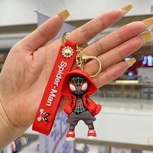 Phim hoạt hình mát mẻ nhện người đàn ông nhựa thân thiện với môi ảnh kỹ thuật số Keychain ba chiều búp bê trường Túi Mặt dây chuyền xe Keychain nhỏ - Product Image 6