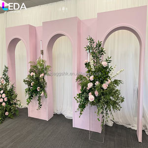 Arche de mariage moderne personnalisée LEDA avec design de porte 3D rose pour décorations de mariage - Product Image 2