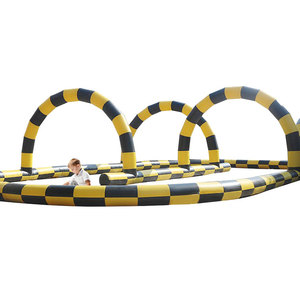 Terrain <span class=keywords><strong>de</strong></span> jeu grand <span class=keywords><strong>Circuit</strong></span> <span class=keywords><strong>de</strong></span> speedway, piste <span class=keywords><strong>de</strong></span> course <span class=keywords><strong>de</strong></span> kart gonflable Zorb pour voitures pare-chocs en vente - Product Image 1