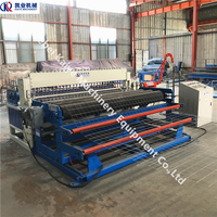 Machine à souder les rouleaux de grillage pour cages à poulets, clôtures pour bétail, cages à lapins, entièrement automatique, pour la construction en fil de fer à faible teneur en carbone et le plâtre