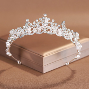 <span class=keywords><strong>Diadème</strong></span> de luxe coréen plaqué or avec perles et cristaux, couronne de mariée délicate en forme de feuille, accessoire de tête pour mariage et bal de promo, esthétique raffinée - Product Image 6