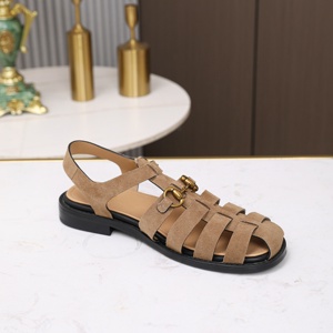 맞춤형 편안한 여성용 플랫 샌들 고품질 힐 럭셔리 신발 부드러운 특징 패션 트렌드 - Product Image 4