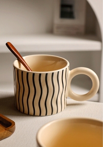 Tazas de Cerámica de Alta Calidad para San Valentín, Taza de Cerámica Personalizada, Taza de Cerámica con Diseño Negro Personalizado para Café, Leche y Agua - Product Image 2