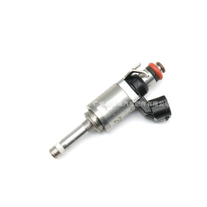 Injecteur de carburant PE7W 13250A AN0300 pour système d'injection électronique de carburant Mazda, matériau acier - Product Image 2