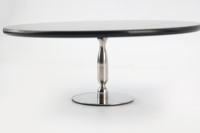 Vente directe d'usine de plats en verre ronds gris avec bases en acier inoxydable, design moderne durable pour la décoration de la maison