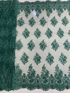 Tissu en <span class=keywords><strong>dentelle</strong></span> perlée 100 % polyester, vente en gros, idéal pour les robes de mariée et accessoires, perles et sequins fabriqués à la machine - Product Image 2