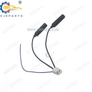 สายอะแดปเตอร์เสาอากาศ2ขาสำหรับรถยนต์โตโยต้าสายเสาอากาศพีวีซีหุ้มฉนวนในรถพร้อมขั้วต่อตัวผู้ - Product Image 4