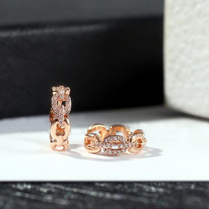 E3815 Anello da Cocktail in Oro Rosa per Donna, Lega con Micro Pavé di Zirconia Cubica, Elegante per Feste e Uso Quotidiano - Product Image 3