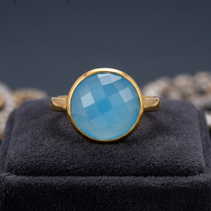 Bague en onyx bleu clair rond, classique et délicate, plaquée or rose, sertie de griffes, style bohème, cadeau de mariage ou d'anniversaire - Product Image 3