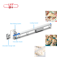 LST Nieuwe 25-35 keer/min Chocolade Fruit & Noten Cluster Machine PLC Besturing Hoge Efficiëntie Chocoladeproductie Apparatuur
