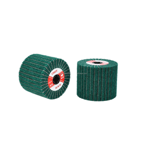 <span class=keywords><strong>Brosse</strong></span> à lamelles abrasive en nylon non tissé <span class=keywords><strong>pour</strong></span> le polissage et le meulage des surfaces métalliques et en acier inoxydable OEM - Product Image 1