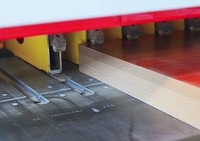 Máquina de Corte por Viga con Software de Optimización de Corte, Procesamiento CNC Automático para Muebles Personalizados