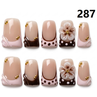 Faux Ongles Press-On Faits Main 646-650 Couleurs Fleurs Canard, 10 Pièces, Styles de Design Uniques pour Doigts