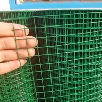 Malla de Hierro Galvanizado Recubierta de PVC de Cinco Estrellas de Dingzhou, Malla Soldada de 0.4-6 mm de Diámetro de Alambre, Personalizable para Gallineros y Ganado