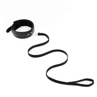 Ensemble de Contrainte BDSM SM en Cuir PU 10 Pièces : Menottes Cheville et Poignet, Masque pour les Yeux, Bandeau, Bouche-balle, Fouet, Plume de chatouillage