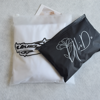Sacs d'emballage personnalisés en gros avec logo imprimé, auto-scellants, pour vêtements, sacs en plastique transparents à fermeture éclair, sacs givrés pour vêtements